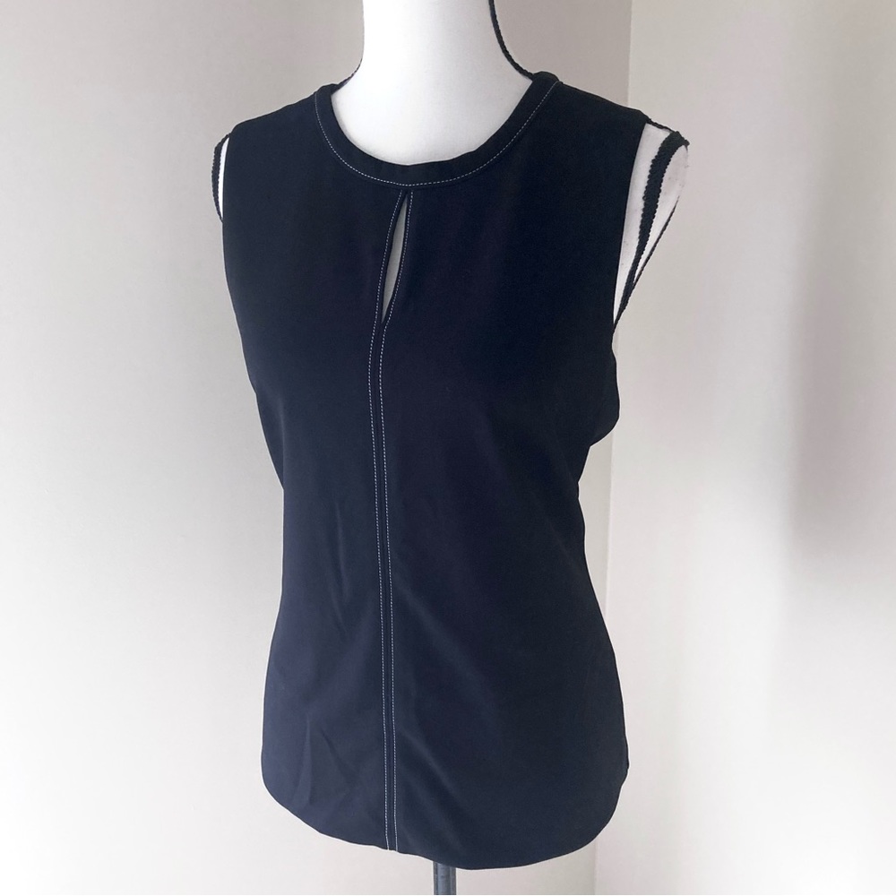 White House Black Market Black Crepe Shell Size L - Picture 4 of 11